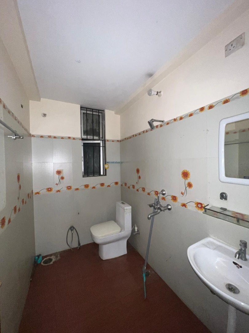 Semi Furnished 3bhk in Zoo Road Tiniali, Guwahati, Assam, India for Rent